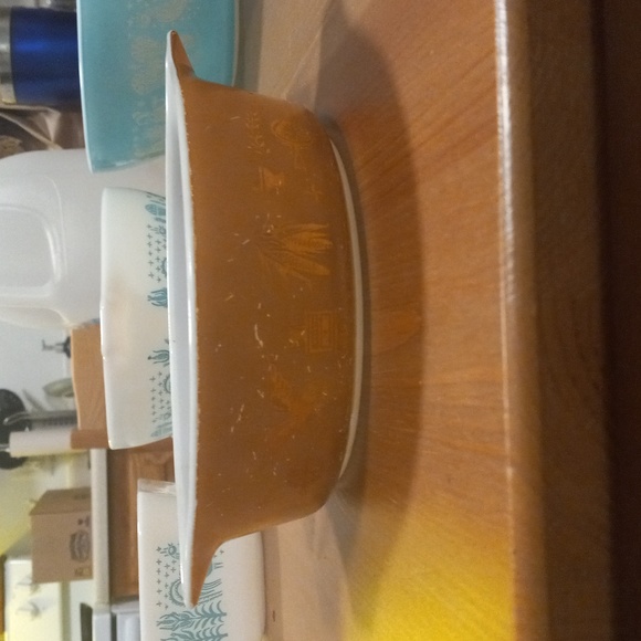 trademark PYREX small 1 pt cassarole - Picture 1 of 3